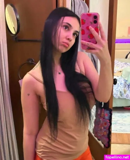 Em1lina 1 OnlyFans Thumbnail #07RDGiTInT