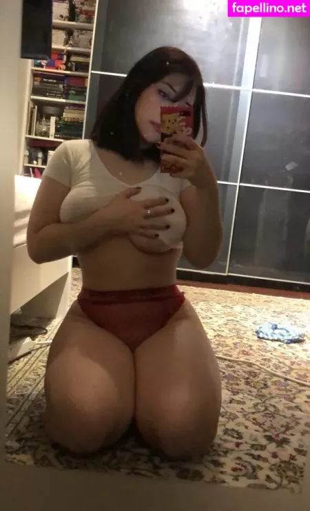 Em1poo OnlyFans Thumbnail #bhOmv2nQGB