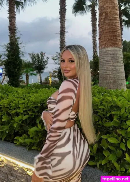 Ema Mic OnlyFans Thumbnail #1O5HNsi1W6