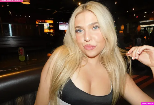 Emabluee2 OnlyFans Thumbnail #LjbwX1bu7p