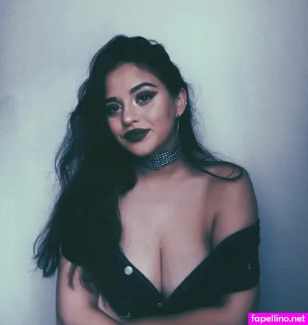 Emalia Genie Safia OnlyFans Thumbnail #4h5BSM1hQl