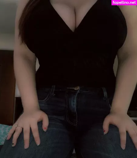 Emaliehall OnlyFans Thumbnail #Y1pKAs5yp7