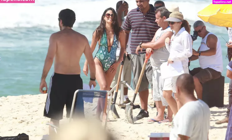 Emanuelle Araujo OnlyFans Thumbnail #b9T2eYmngN