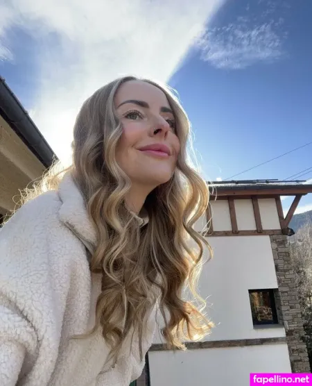 Emasalis OnlyFans Thumbnail #Asgz8dhjiM