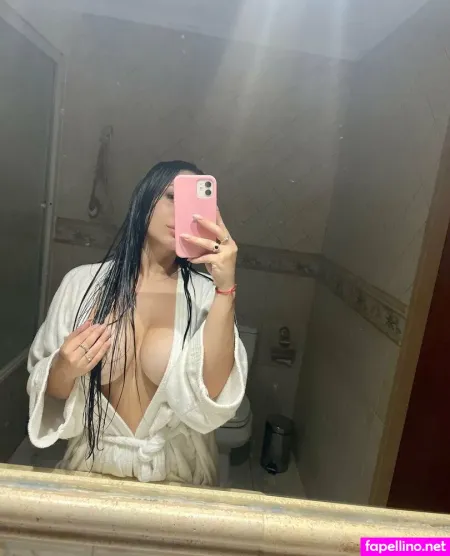 Emav2 OnlyFans Thumbnail #g1JKElpBMN