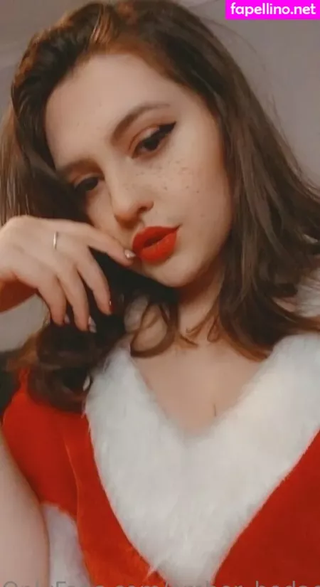 Ember Bodacious OnlyFans Thumbnail #o4cRv3rIpn