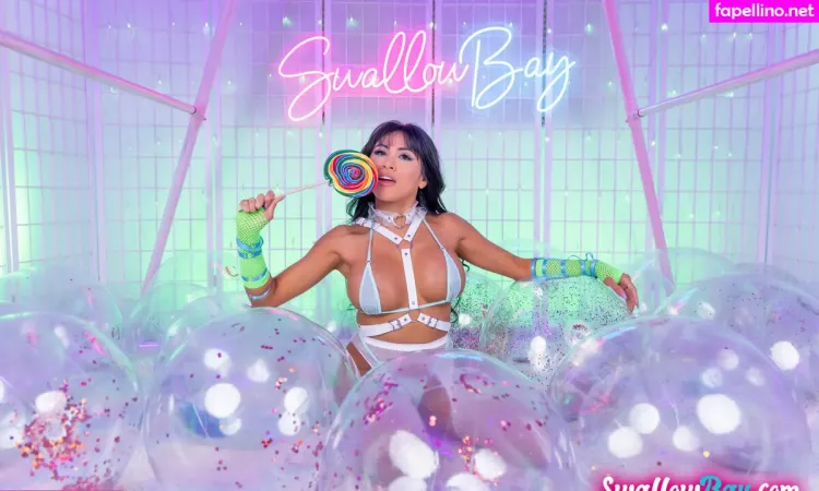 Ember Snow OnlyFans Thumbnail #gmryRzAwJ1
