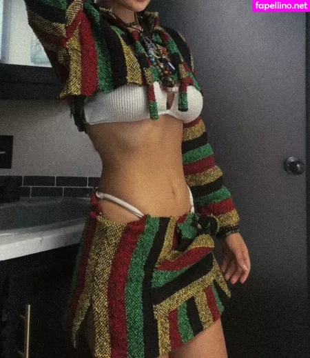 Ember Vail OnlyFans Thumbnail #AJiAW37yQt