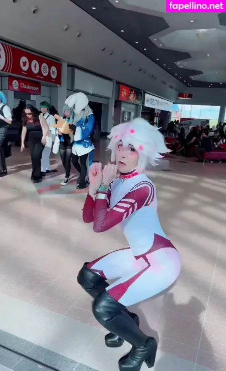 Ember Wolf 1 OnlyFans Thumbnail #0kbzC1JKQP