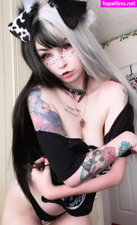 Ember Wolf 1 OnlyFans Thumbnail #YEk4XQeExW