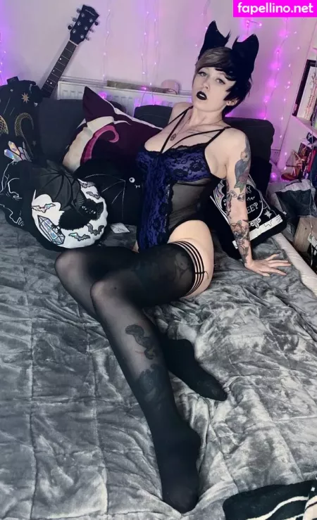 Ember Wolf 1 OnlyFans Thumbnail #ia5n6FJgzI