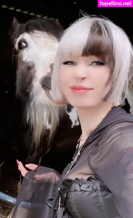 Ember Wolf 1 OnlyFans Thumbnail #jmpKsiOvDV