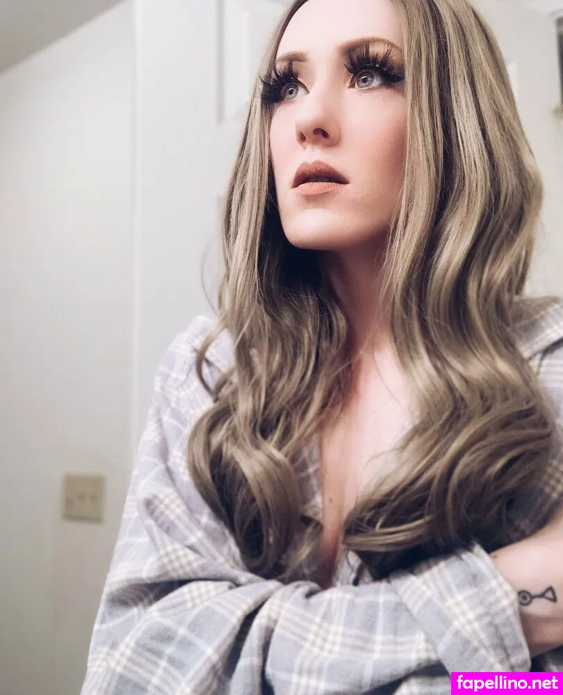 emberamor, theamberamour Nude Leaked OnlyFans Photo #Y9eD8MXNI2