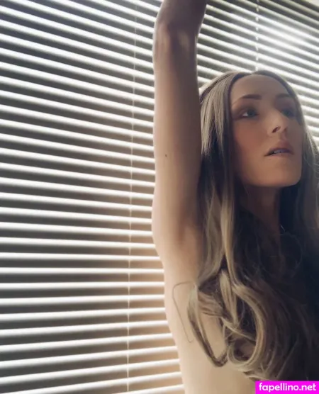 Emberamor OnlyFans Thumbnail #gb4xMgaA3P