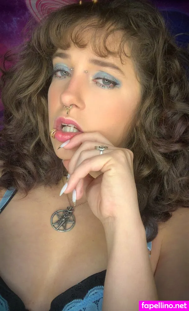 emberann420 Nude Leaked OnlyFans Photo #RN2ZXjVoR1