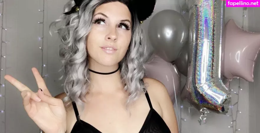 Embereon OnlyFans Thumbnail #A81OF7beOv