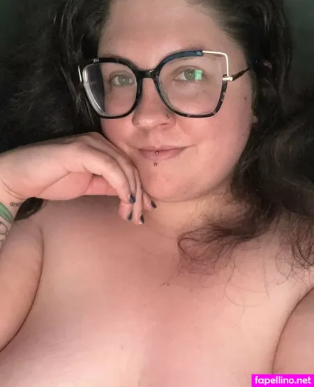 Emberfaye OnlyFans Thumbnail #ZKF9qEleTF