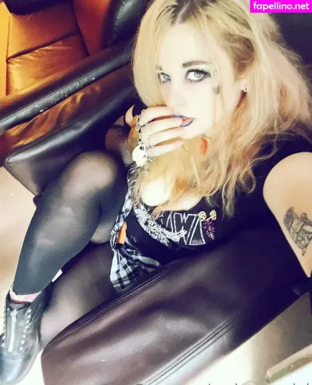 Embergemini OnlyFans Thumbnail #vxPrP9vfnT