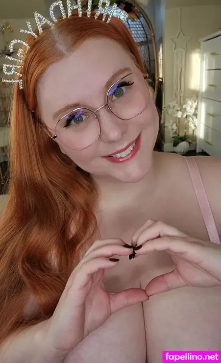 Embersweetssfree OnlyFans Thumbnail #RzEJ7JuVWy