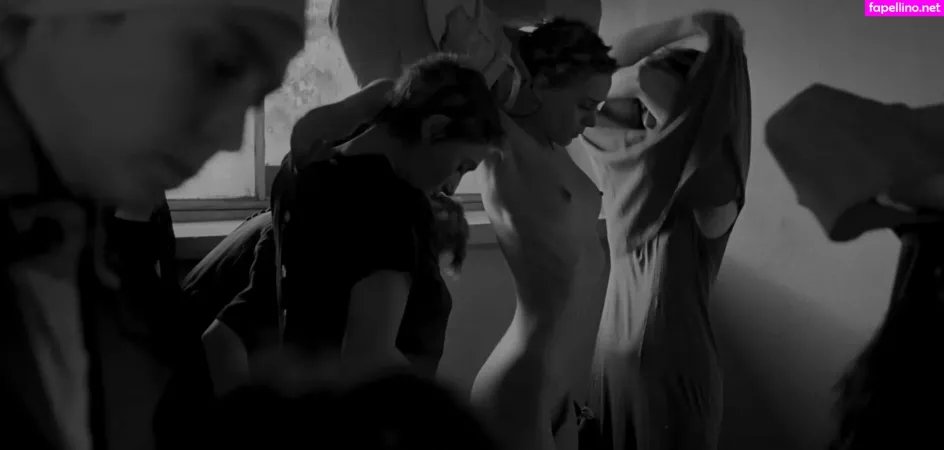 Embeth Davidtz OnlyFans Thumbnail #EPKeHU3dsL