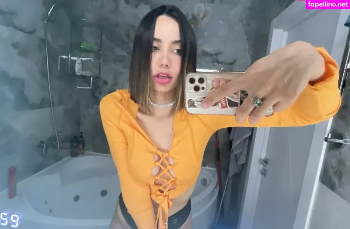 Emelevskaya OnlyFans Thumbnail #38Q6YGBreB