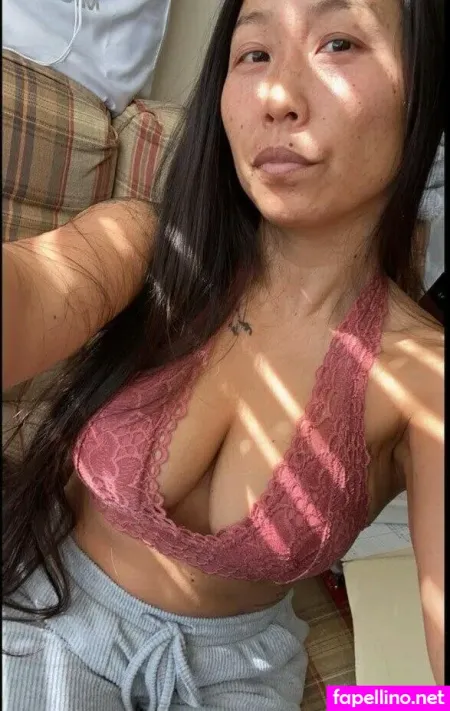 Emelh827 OnlyFans Thumbnail #lOyGa8Deey