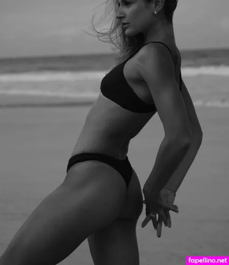 Emelia Surch OnlyFans Thumbnail #eB5YDCuU13