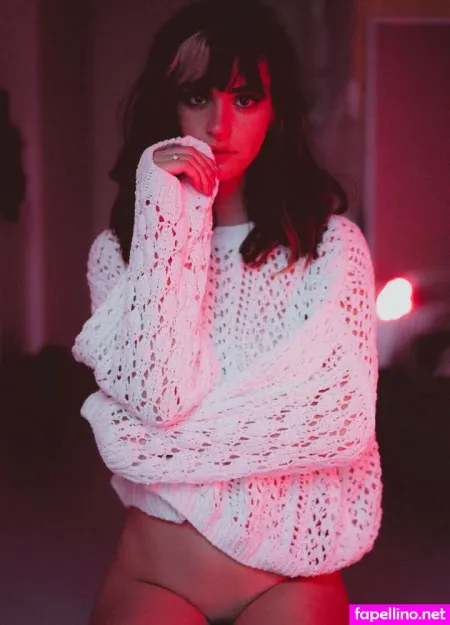 Emeline Faure OnlyFans Thumbnail #CUM4Ap3L9R