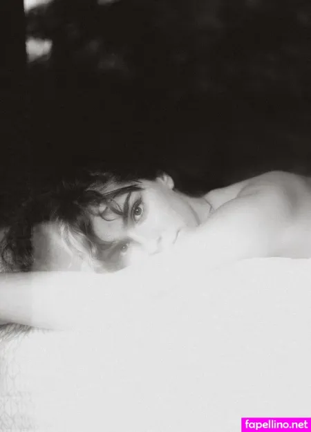 Emeline Faure OnlyFans Thumbnail #aaM2MOI7gN