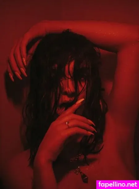 Emeline Faure OnlyFans Thumbnail #m3bmQNF0g0