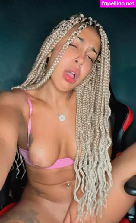 Emelly Souza OnlyFans Thumbnail #0QdvSMFObG
