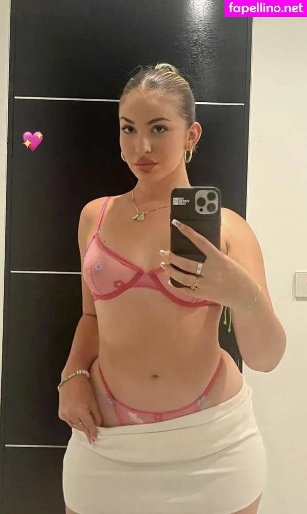 emely.08, emelylhernandez, reallyemely Nude Leaked OnlyFans Photo #4ReywzQoBJ