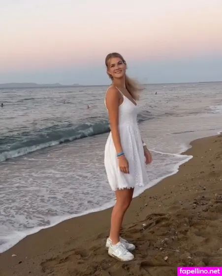 Emelybasics OnlyFans Thumbnail #EhC8wexVfR