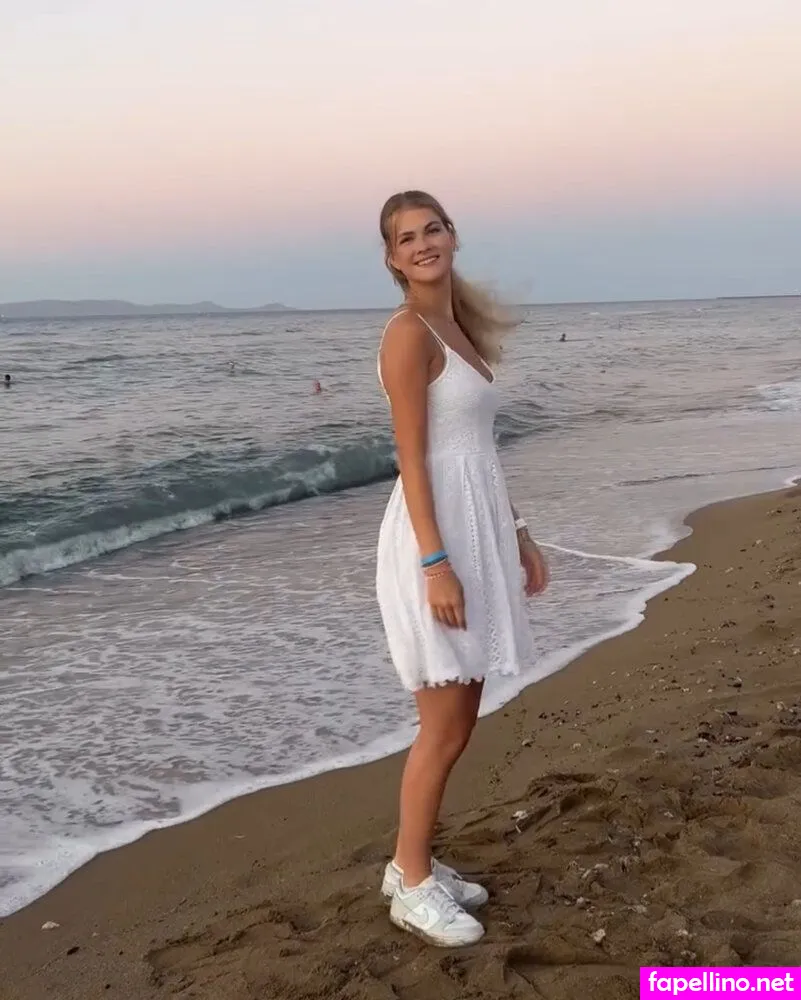 emelybasics Nude Leaked OnlyFans Photo #EhC8wexVfR