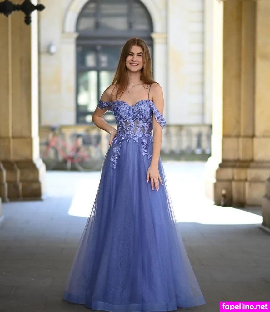 emelybasics Nude Leaked OnlyFans Photo #IkpsDTiK2C