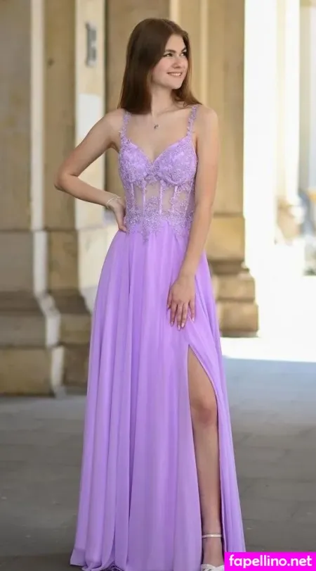 Emelybasics OnlyFans Thumbnail #JCjzyqv3BB