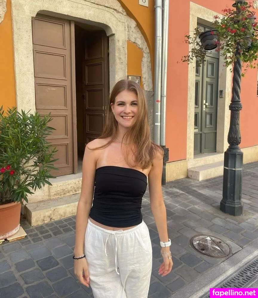 emelybasics Nude Leaked OnlyFans Photo #lOZkVMKWcL