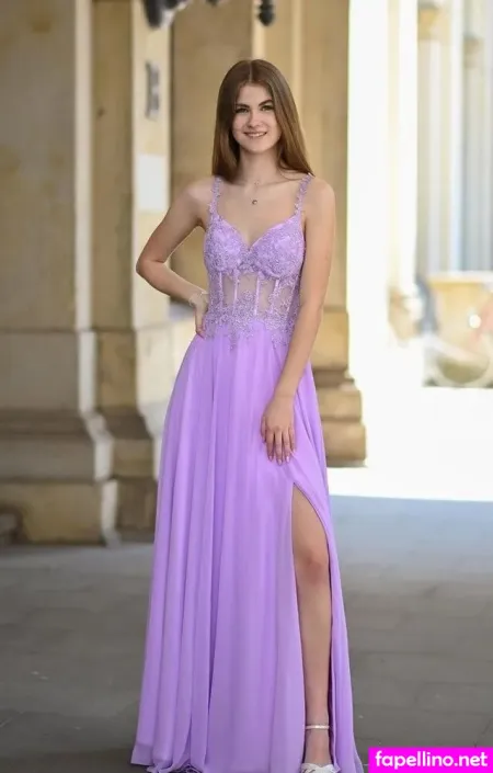 Emelybasics OnlyFans Thumbnail #owJMOYOeiK