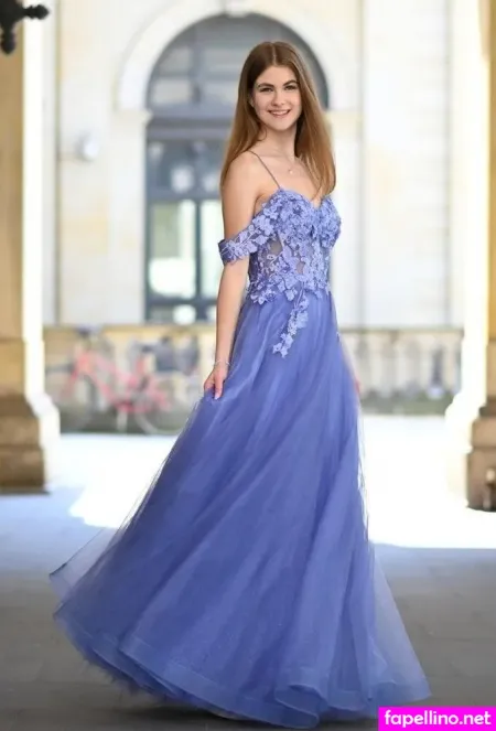 Emelybasics OnlyFans Thumbnail #qcenolrS6y