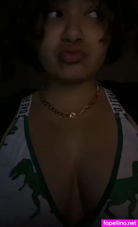 Ememwilliams111 OnlyFans Thumbnail #ROFVUq0wES