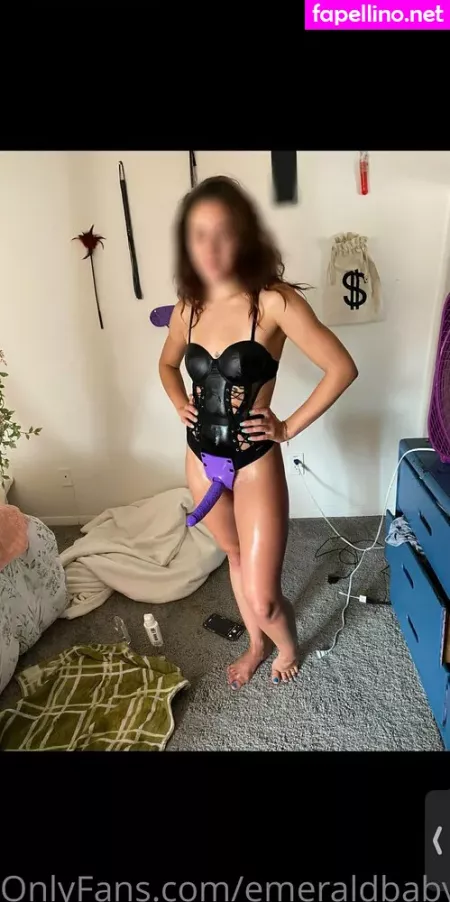 Emeraldbaby1 OnlyFans Thumbnail #e2ip2TjmaB