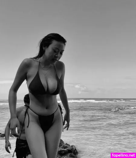 Emeraldcchan OnlyFans Thumbnail #I3oyRxrGEe