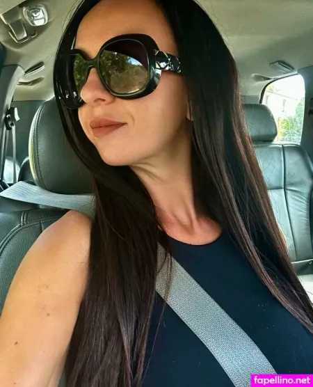 Emeraldjeanofficial OnlyFans Thumbnail #hUP0ucL2Bg