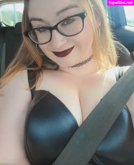 Emeraldrose OnlyFans Thumbnail #1dmAPZrOgv