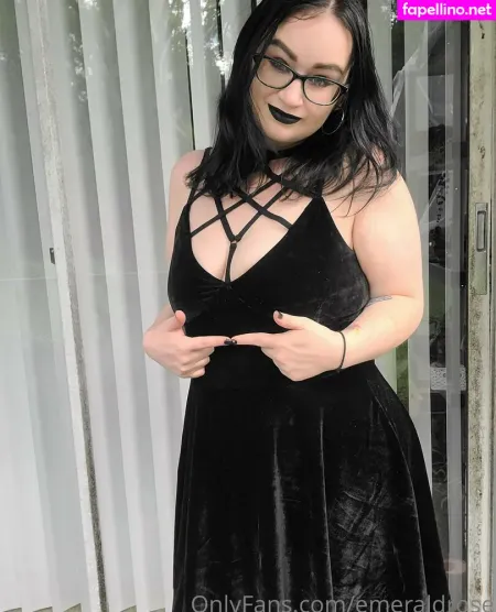 Emeraldrose OnlyFans Thumbnail #jxpgOx4CKV