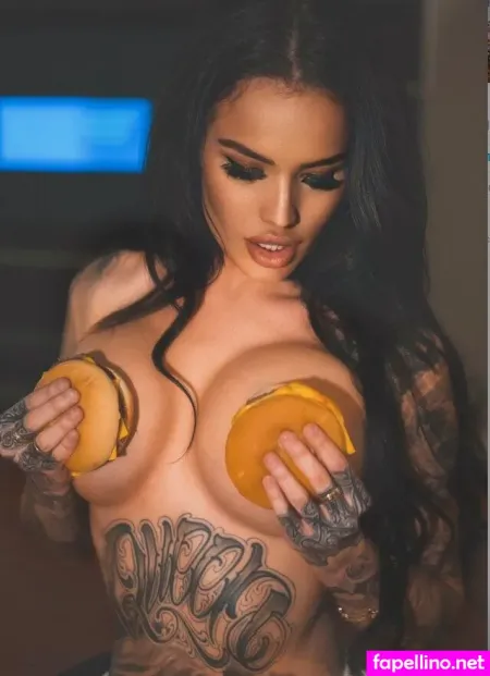 Emeraude Stonexo OnlyFans Thumbnail #F0s3KDD1qt