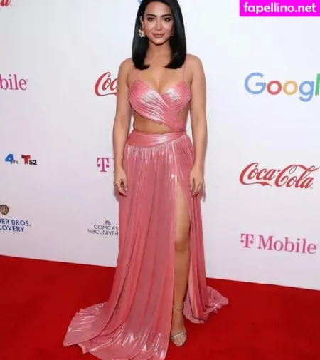 Emeraude Toubia OnlyFans Thumbnail #82l0Ec4e5m