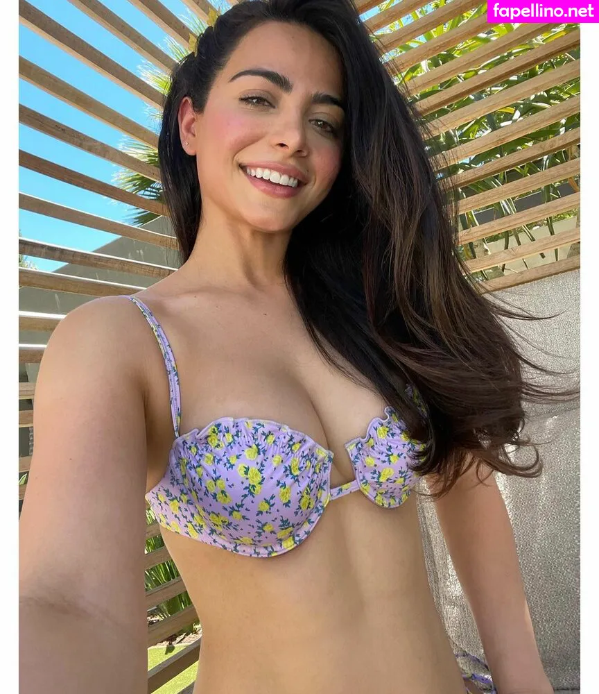 EmeraudeToubia, emeraude Nude Leaked OnlyFans Photo #SU89Y6ggmp