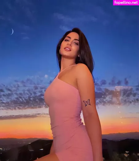 Emeraude Toubia OnlyFans Thumbnail #vUNAdbwNav