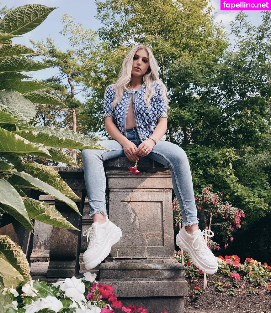 emelinasmith, emerome Nude Leaked OnlyFans Photo #4hmjzt0C1h